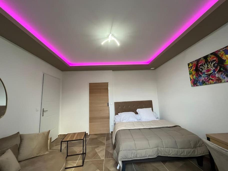 Studio 54 Compiègne Kültér fotó